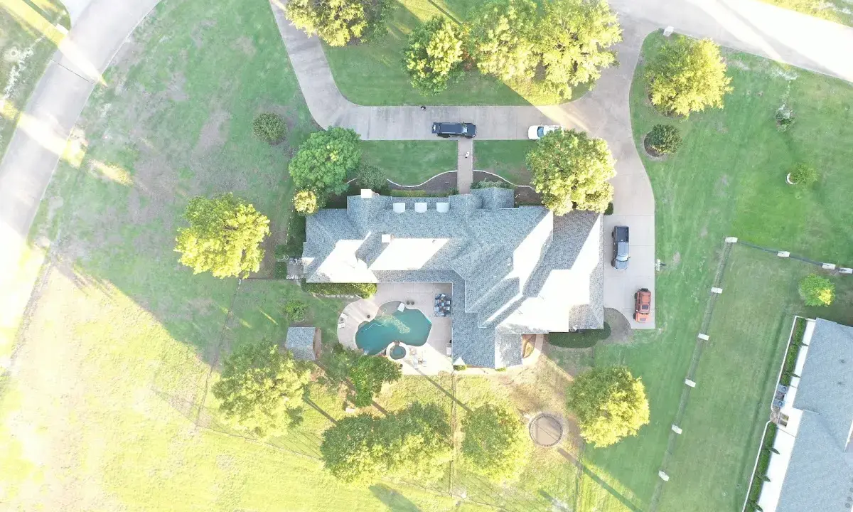 New shingle roof installation on a home in Lacy-Lakeview